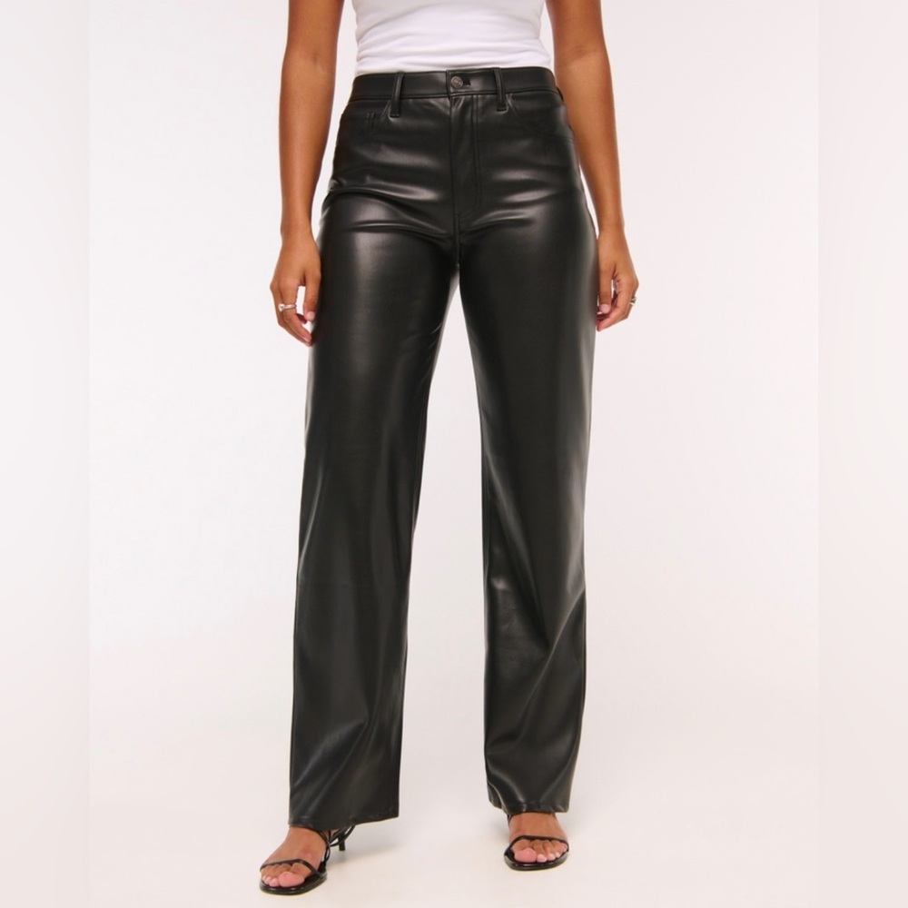 Abercrombie & Fitch Curve Love High Rise 90s Straight Vegan Leather Pant